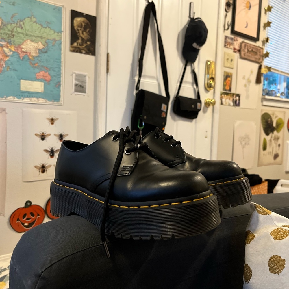 Platform doc martens oxfords worn 6 times .